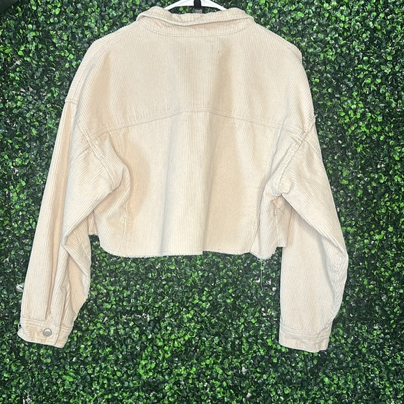 Ribbed Cropped Jacket - Picture 2 of 2